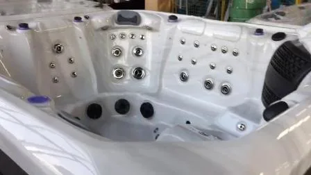 New Design Multifunctional Acrylic Family Tub Large Swim SPA